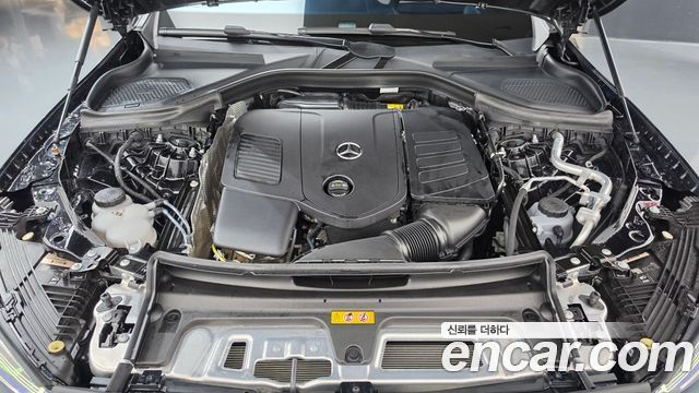 Mercedes-Benz GLC-Class 2025 — photo 6