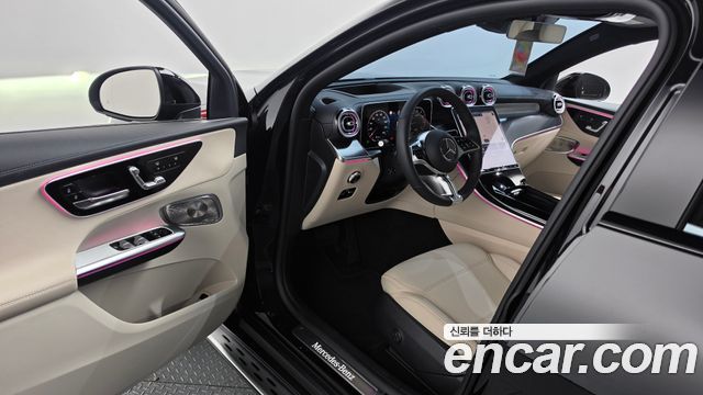 Mercedes-Benz GLC-Class 2025 — photo 13