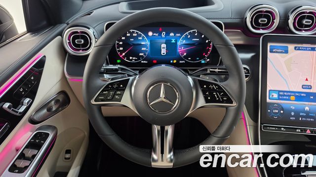 Mercedes-Benz GLC-Class 2025 — photo 20