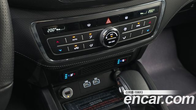 KG Mobility Rexton 2022 — photo 24