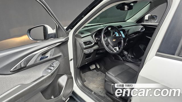 Chevrolet Korea Trailblazer 2021 — photo 10