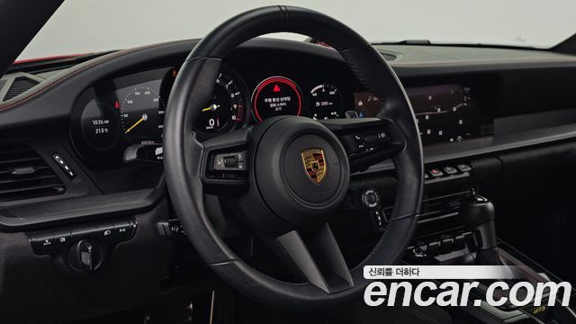 Porsche 911 2022 — photo 18