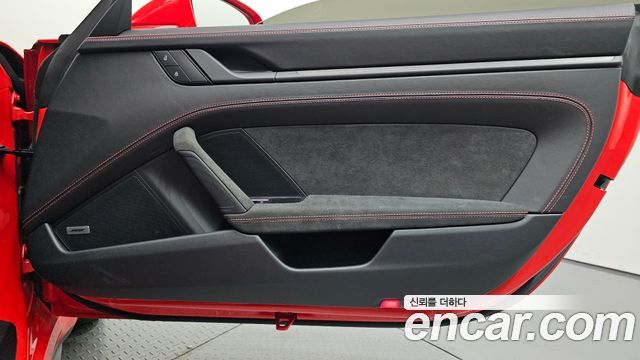 Porsche 911 2022 — photo 15
