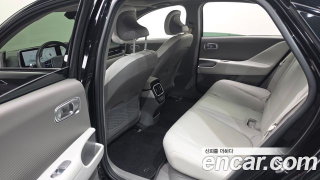 Hyundai Ioniq6 2023 — photo 16