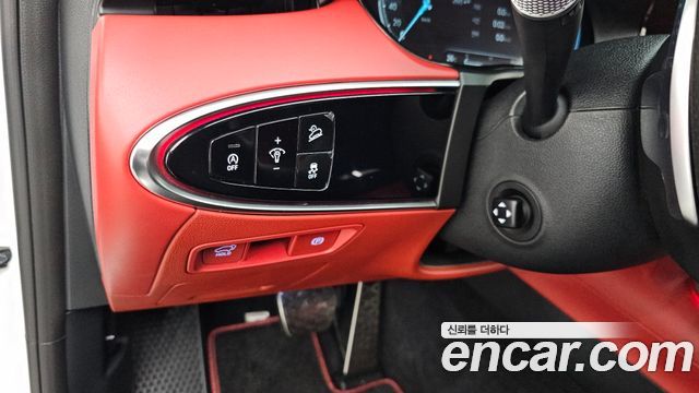 Genesis GV70 2022 — photo 27