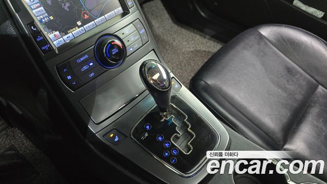 Hyundai Genesis 2011 — photo 9