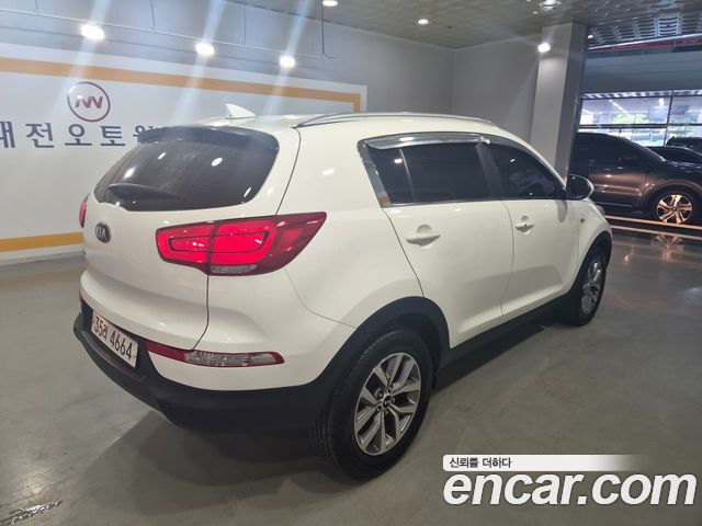 Kia Sportage 2016 — photo 4