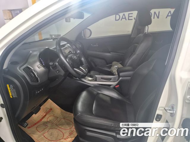 Kia Sportage 2016 — photo 9