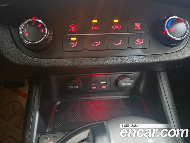Kia Sportage 2016 — photo 15