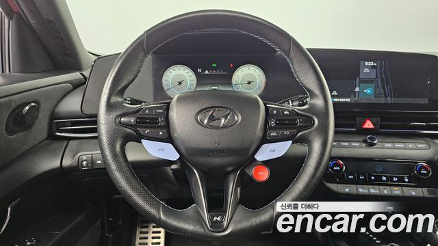 Hyundai AVANTE 2022 — photo 13