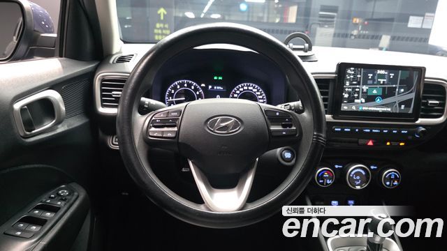 Hyundai Venue 2021 — photo 19