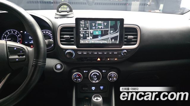 Hyundai Venue 2021 — photo 20