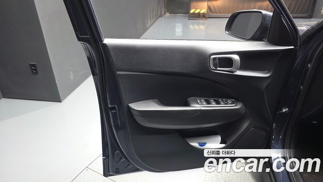 Hyundai Venue 2021 — photo 14