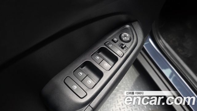 Hyundai Venue 2021 — photo 27