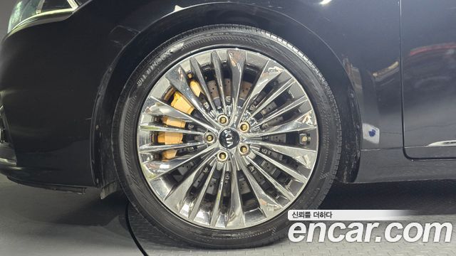 Kia K7 2018 — photo 5