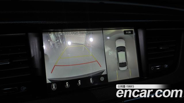 Kia K7 2018 — photo 16