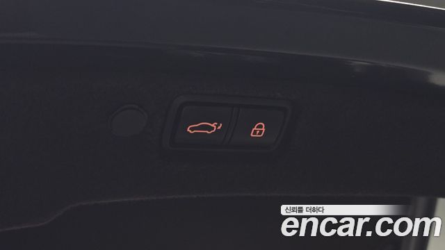 Kia K7 2018 — photo 19
