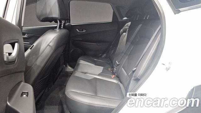 Hyundai Kona 2018 — photo 16