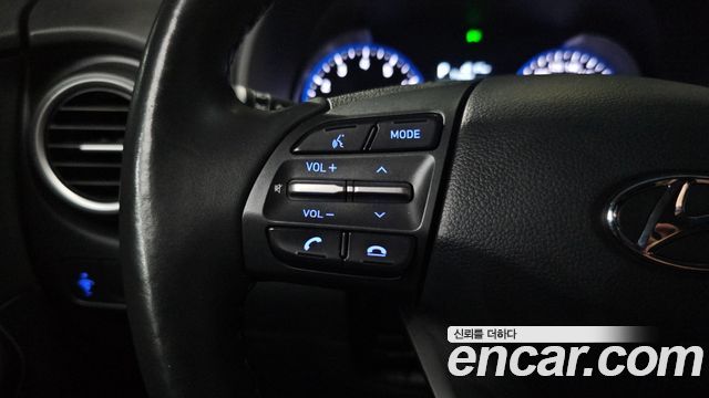 Hyundai Kona 2018 — photo 29