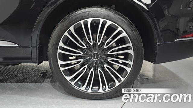 Lincoln Aviator 2022 — photo 7