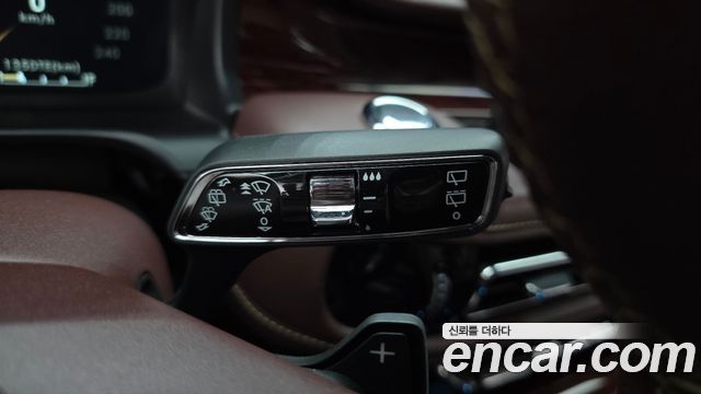 Lincoln Aviator 2022 — photo 28