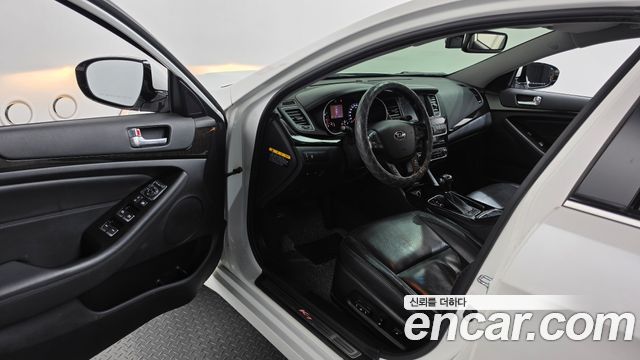 Kia K7 2014 — photo 10