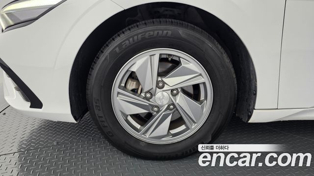 Hyundai AVANTE 2024 — photo 5