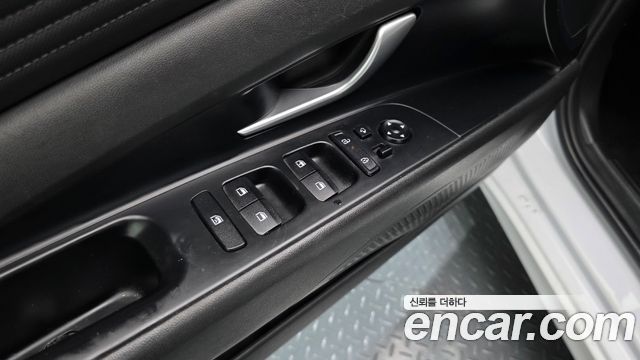 Hyundai AVANTE 2024 — photo 31