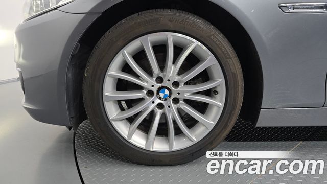 BMW 5-Series 2014 — photo 5