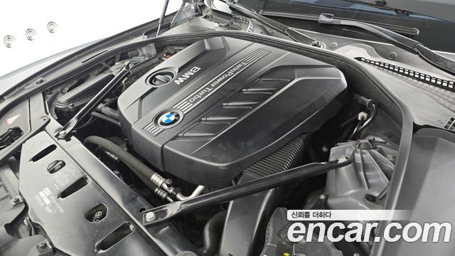 BMW 5-Series 2014 — photo 6