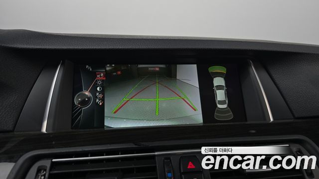 BMW 5-Series 2014 — photo 20