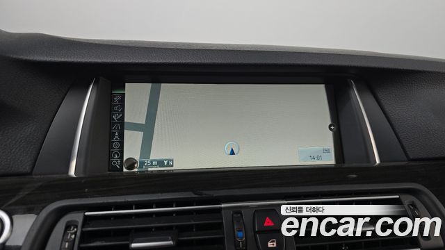 BMW 5-Series 2014 — photo 21