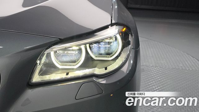 BMW 5-Series 2014 — photo 8