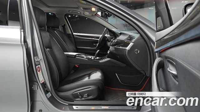 BMW 5-Series 2014 — photo 16