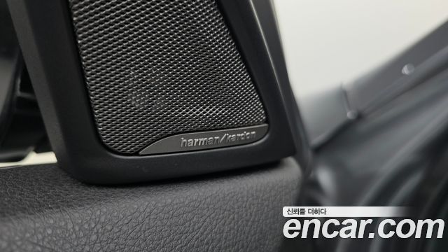 BMW 5-Series 2014 — photo 28