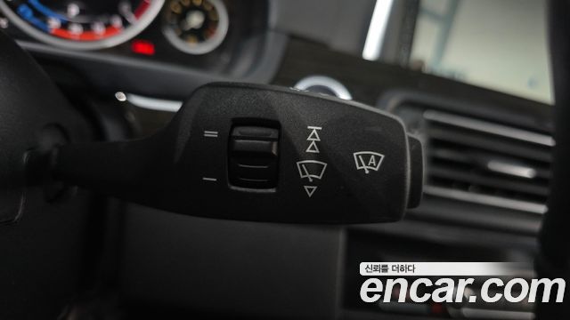 BMW 5-Series 2014 — photo 30