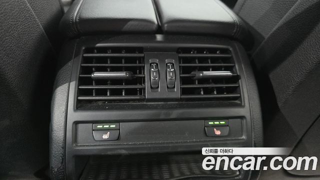 BMW 5-Series 2014 — photo 33