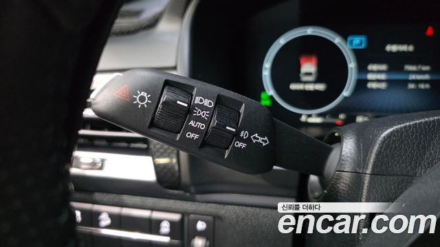 KG Mobility Rexton 2022 — photo 30