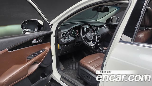 Kia Sorento 2015 — photo 13