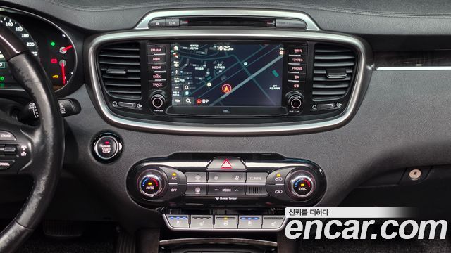 Kia Sorento 2015 — photo 21
