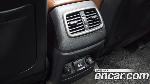 Kia Sorento 2015 — photo 29