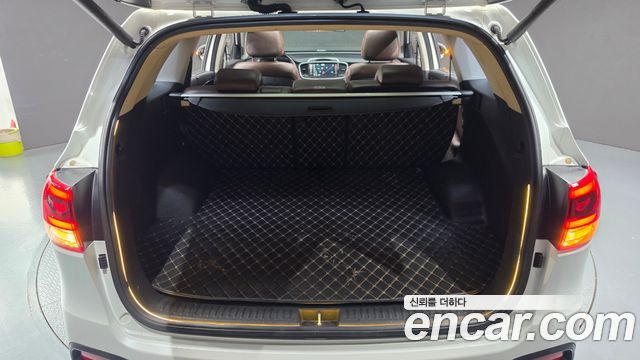 Kia Sorento 2015 — photo 31