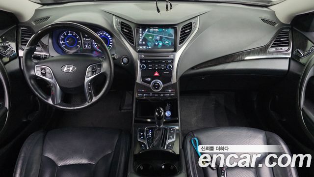 Hyundai Grandeur 2017 — photo 10