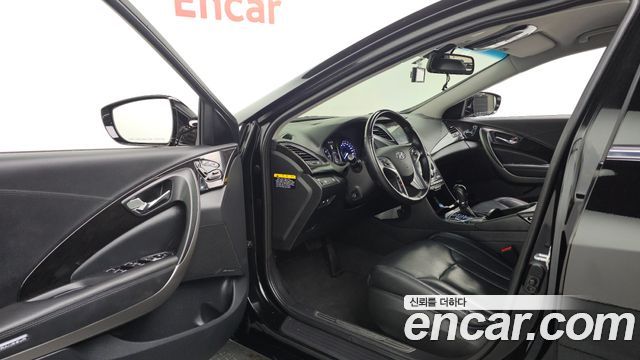 Hyundai Grandeur 2017 — photo 13
