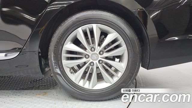 Hyundai Grandeur 2017 — photo 7