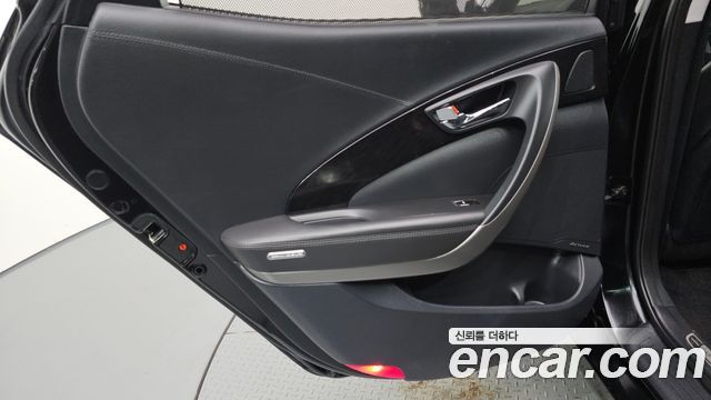 Hyundai Grandeur 2017 — photo 15