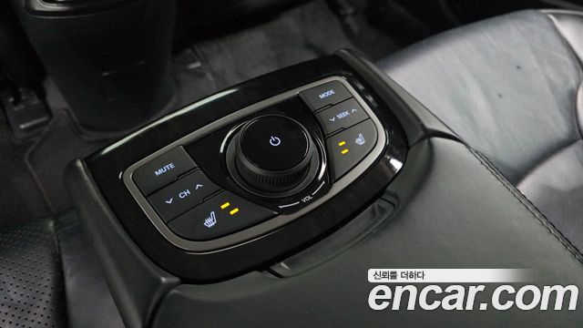 Hyundai Grandeur 2017 — photo 27