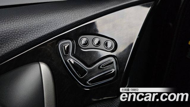 Hyundai Grandeur 2017 — photo 30