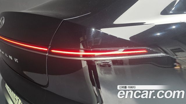 Hyundai Grandeur 2023 — photo 9