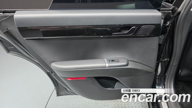 Hyundai Grandeur 2023 — photo 15